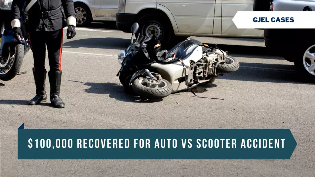 Accidente de coche contra scooter motorizado Acuerdo 1