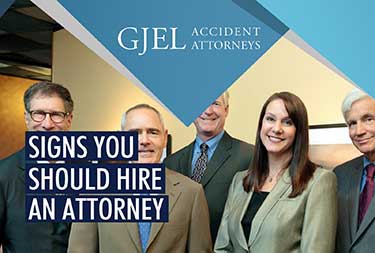 signs-you-should-hire-attorney
