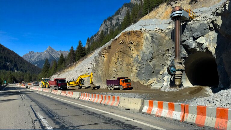 Juris digital a tunneling project consctruction on the roadside 043af587 acd9 4fdb a593 fe7f71ee3590